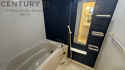 バス・シャワールーム　浴室乾燥・追い炊き機能付きで便利☆