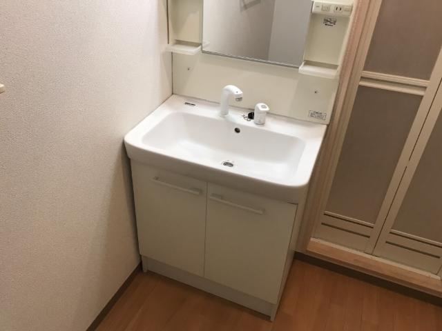 洗面設備　洗髪洗面化粧台