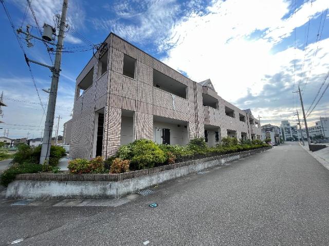 建物外観　外観写真（昼）