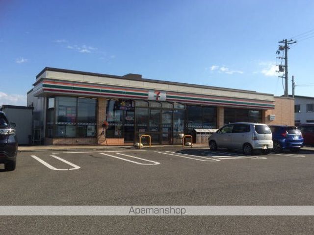 コンビニ　セブンイレブン（コンビニ）まで1000m