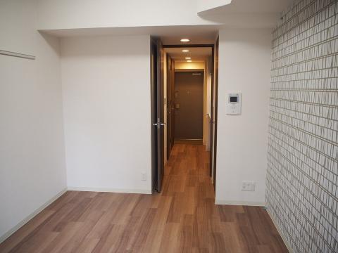 居室・リビング　室内