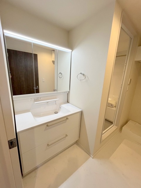 洗面設備　★独立洗髪洗面化粧台★