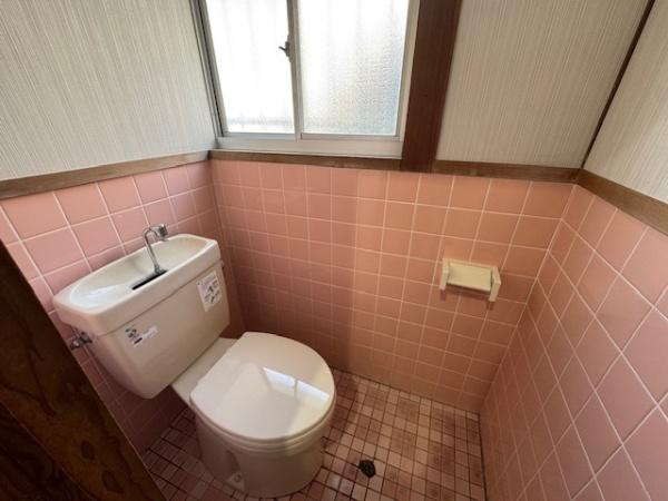曽根楢崎貸家のトイレ写真