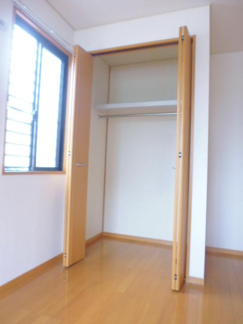 収納　洋室７帖のクローゼット収納