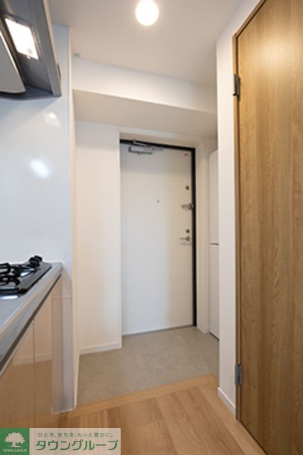 玄関　※写真は同タイプ住戸です。