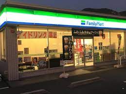 コンビニ　ファミリーマート倉敷児島唐琴店（コンビニ）まで438m