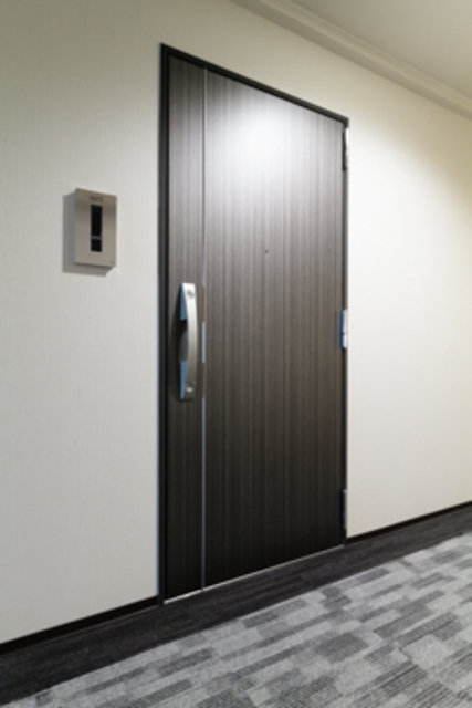 玄関　※写真は同タイプ住戸です。