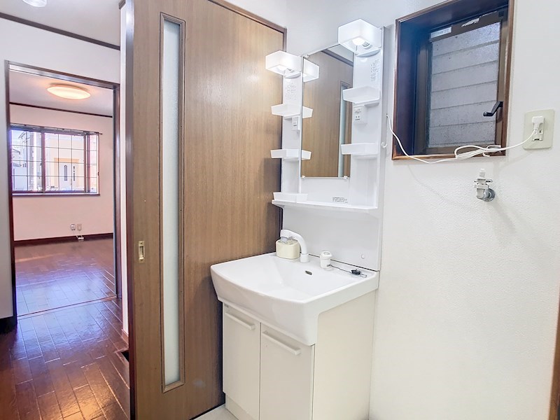 洗面設備　※他の部屋参照※