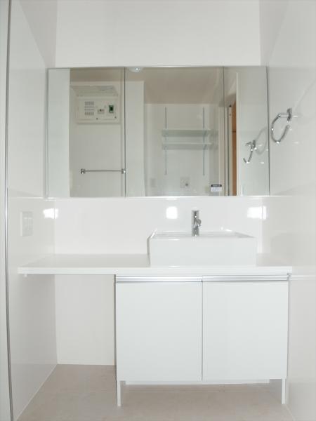 洗面設備　洗面所