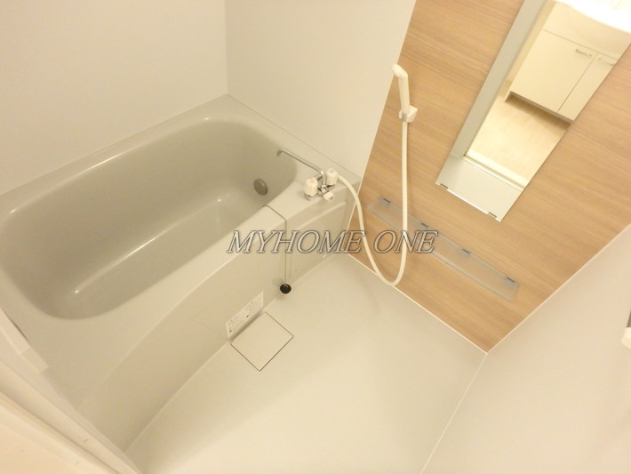 バス・シャワールーム　追焚バス