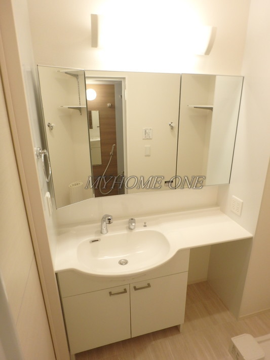 洗面設備　洗髪洗面化粧台