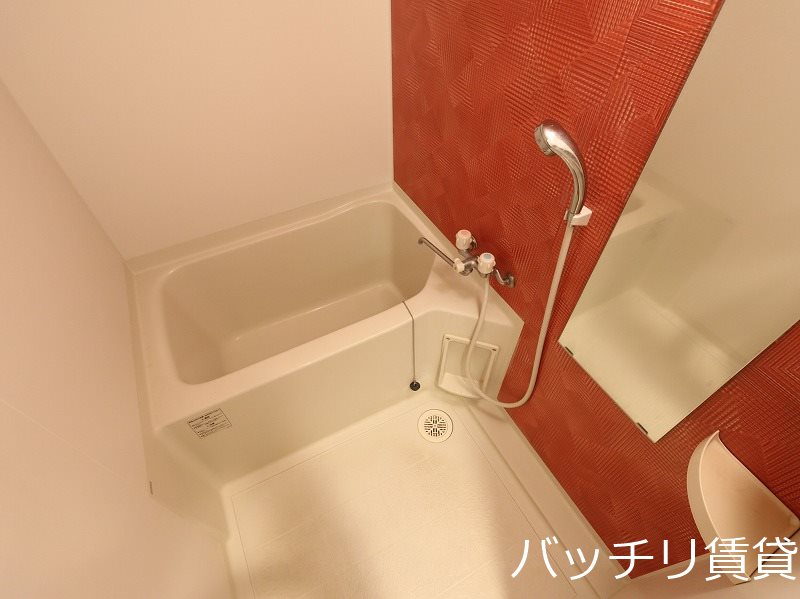 バス・シャワールーム　同型タイプの為現状優先