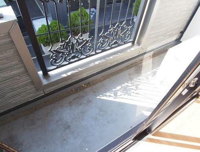 バルコニー　参考写真（同建物別部屋のものです）