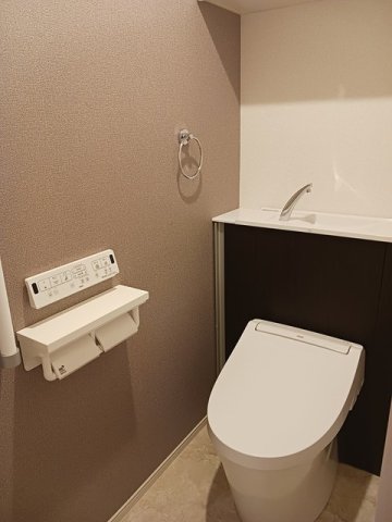 トイレ　トイレもきれいです