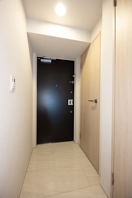 玄関　※写真は同タイプ住戸です。