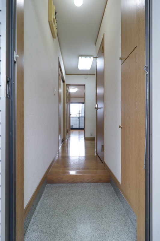 玄関　図面と現状に相違がある場合には現状を優先