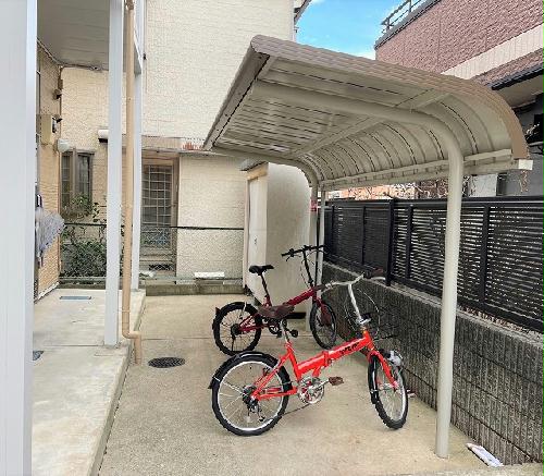 その他共有部分　屋根付き駐輪場