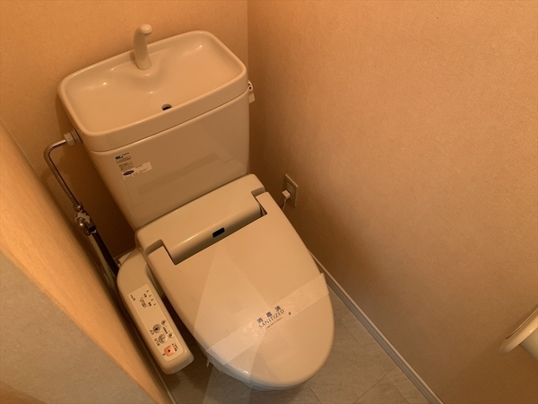 トイレ　☆同マンション別室の写真です☆