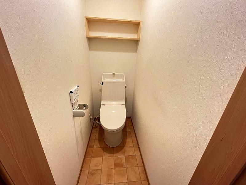 トイレ　トイレ