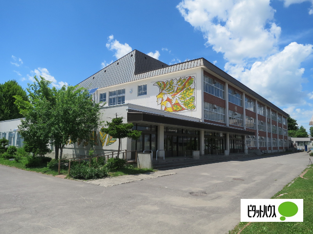 小学校　旭川市立大有小学校（小学校）まで1017m
