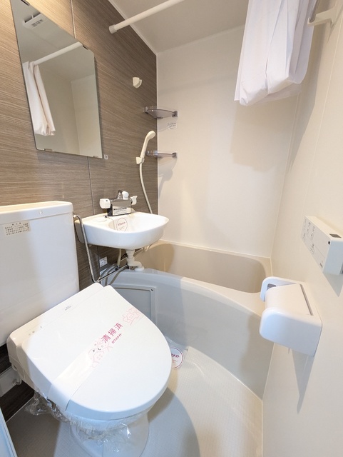 バス・シャワールーム　★バス・トイレ同室★