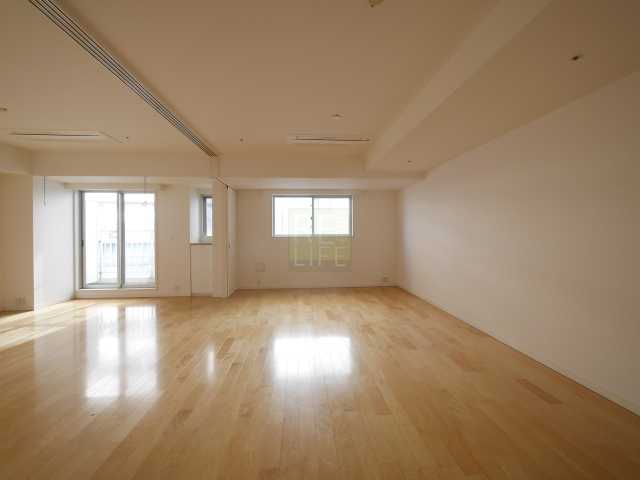 居室・リビング　ナーベルお茶の水の居間・リビング