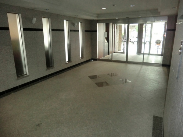 エントランス　高級感あるエントランス！！