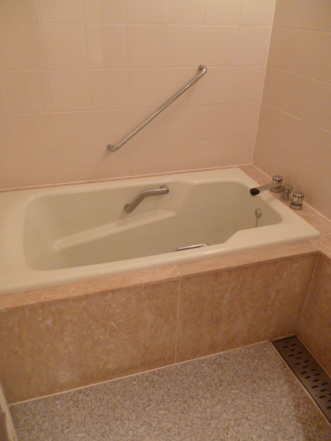 バス・シャワールーム　バス