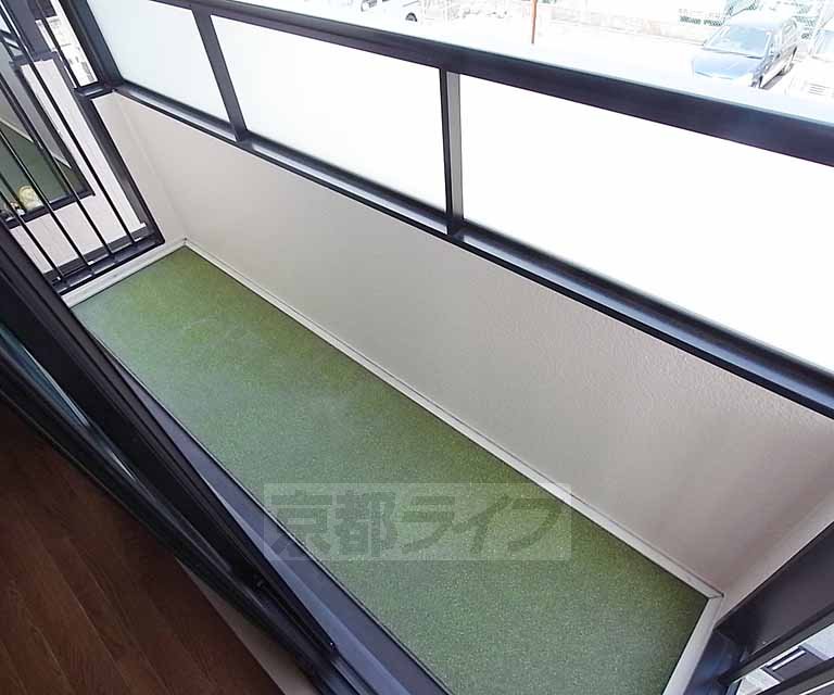 バルコニー　十分に広いバルコニーです