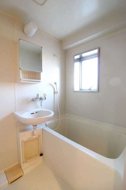 バス・シャワールーム　【浴室】同タイプ写真