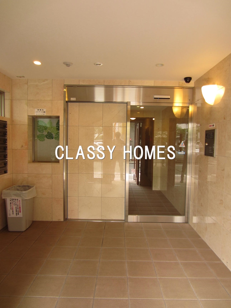 エントランス　2014年竣工　スカイコート品川東大井：エントランス