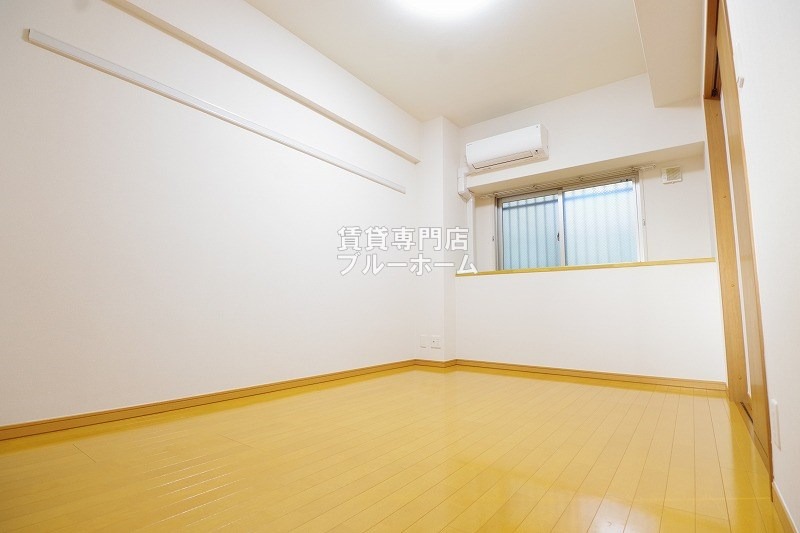 その他部屋・スペース　8帖の明るい洋室！