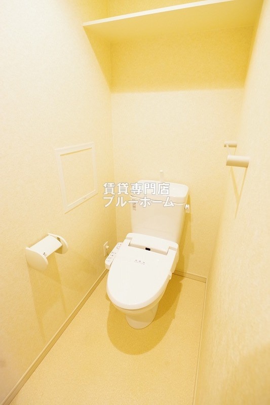 トイレ　ウォシュレット付き！