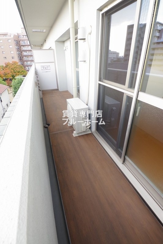 バルコニー　南向きのバルコニー！