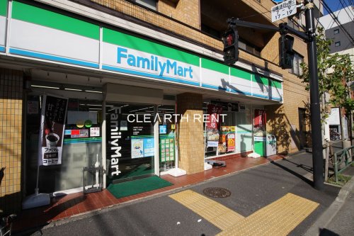 コンビニ　ファミリーマート 大島二丁目店（コンビニ）まで166m