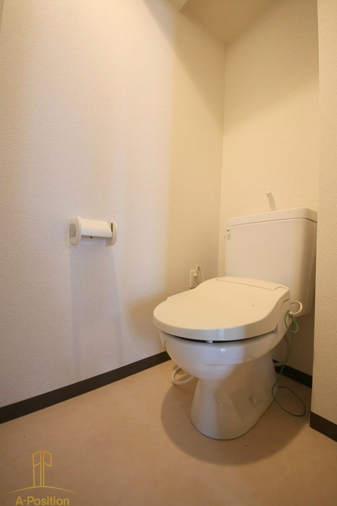 トイレ　クレイルタワー