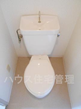 トイレ　トイレ