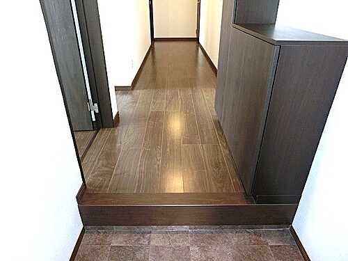 玄関　玄関・玄関収納・廊下　※前回募集時