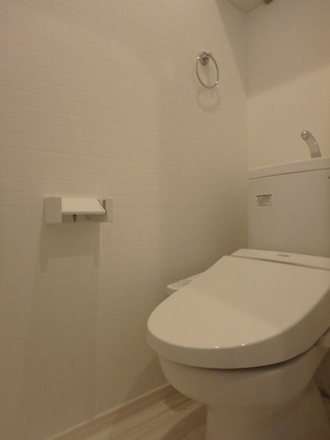 トイレ　※同施工会社イメージ画像