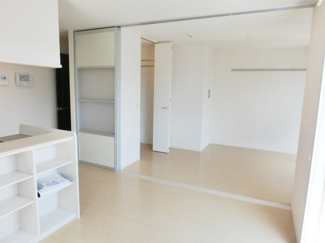 居室・リビング　明るく開放感のあるリビング！