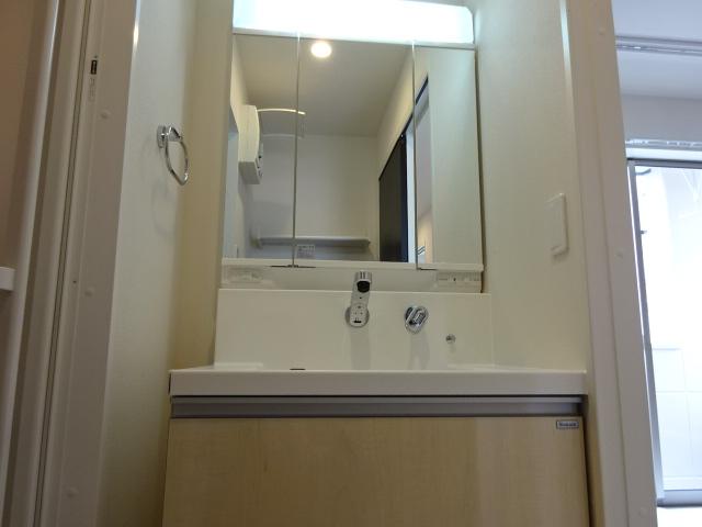 洗面設備　洗髪洗面化粧台