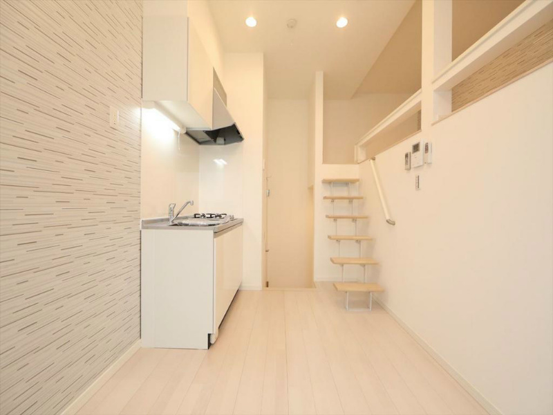 その他　洋室5.9帖　ロフト5.4帖（収納にも寝室にも使用できます）