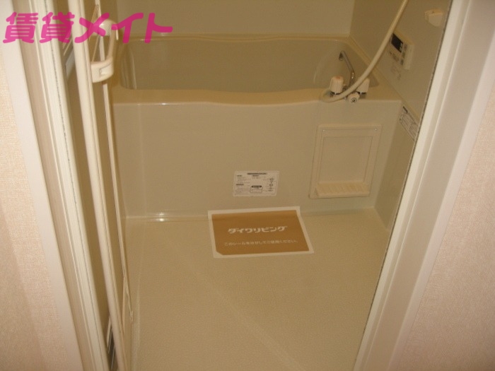 バス・シャワールーム　反転タイプ参考写真