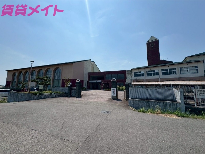 中学校　いなべ市立員弁中学校（中学校）まで1471m