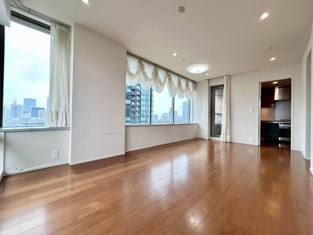 居室・リビング　約14.1帖LDK