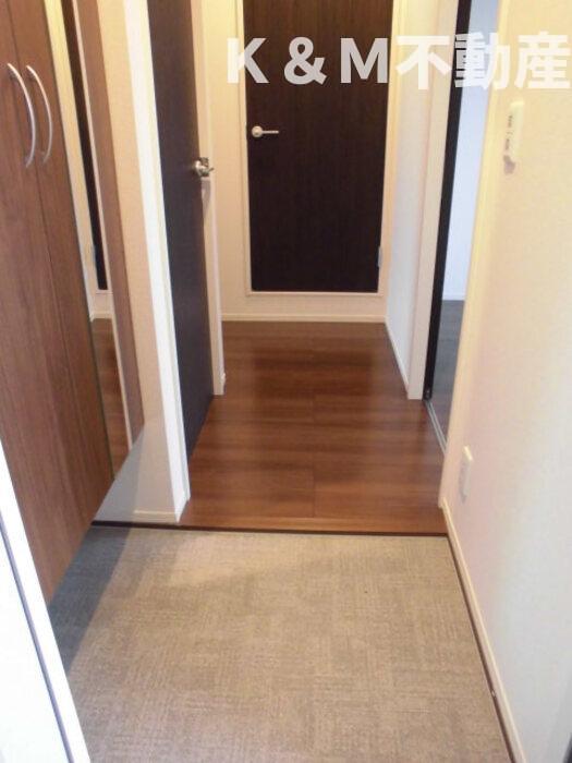 玄関　明るい玄関です