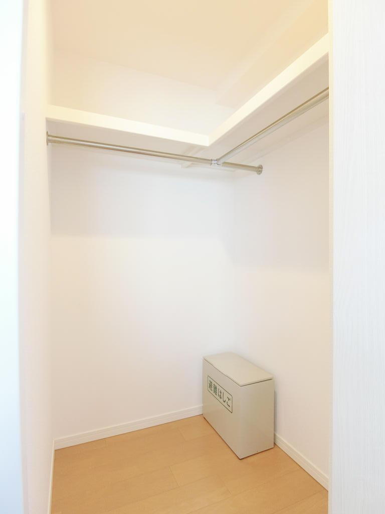 収納　ウォークインクローゼット