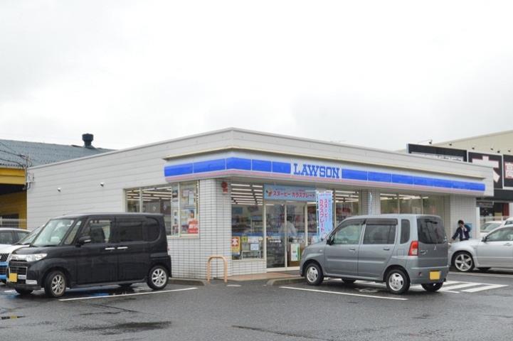 コンビニ　ローソン（コンビニ）まで1785m