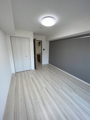 居室・リビング　こちらのリビングで趣味の時間をお楽しみください