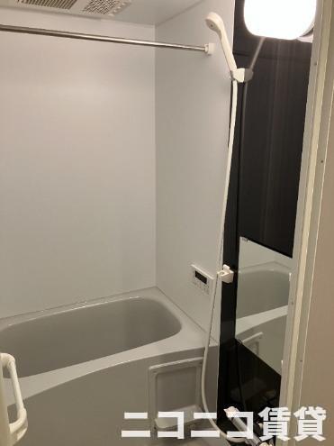 バス・シャワールーム　浴室乾燥機付き　※モデルルーム